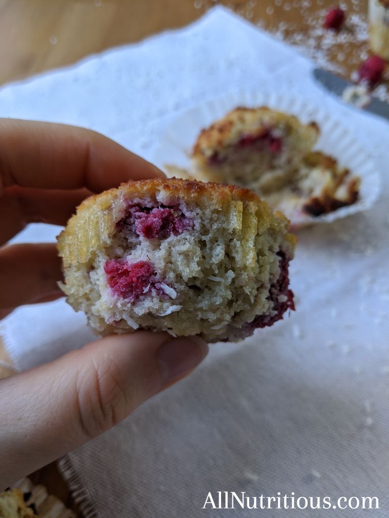 low carb cupcakes with raspberries