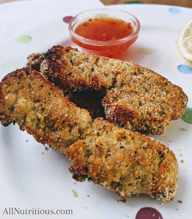 close up keto chickeen tenders