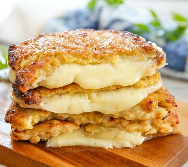 Cauliflower Crusted Grilled Cheese Sandwiches