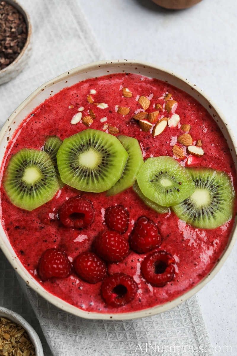 raspberry kiwi yogurt bowl