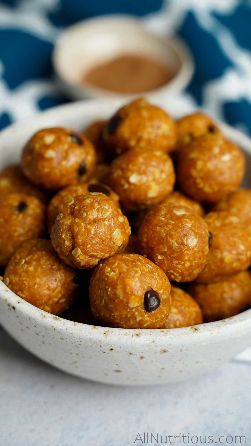 bowl of pumpkin protein balls