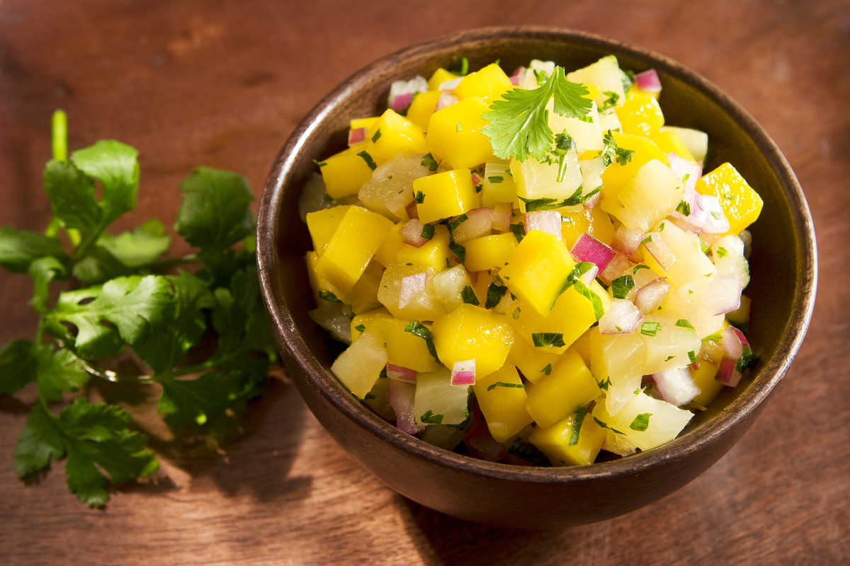 Whole30 Pineapple Salsa