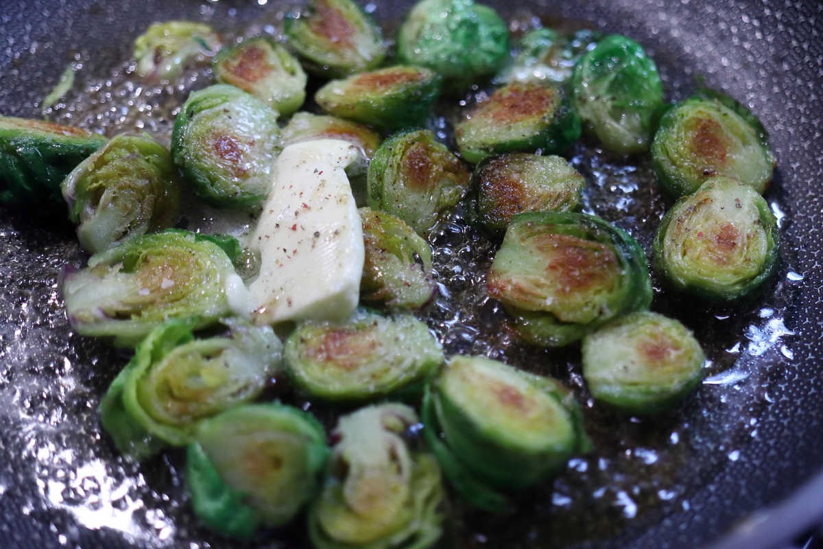 Garlic Butter Brussels Sprouts