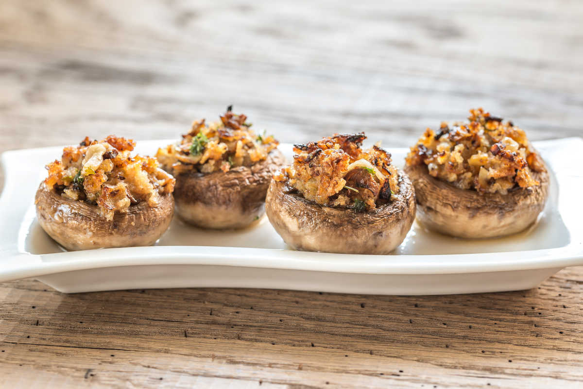 Slow Cooker Garlic Parmesan Mushrooms