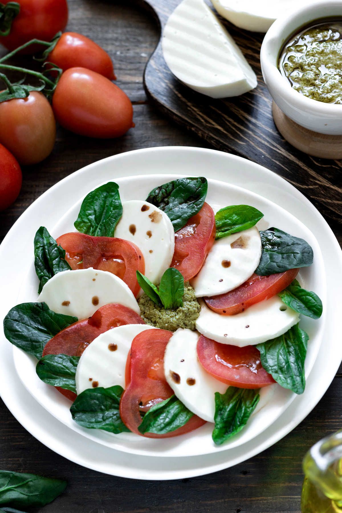 Caprese Spinach Salad