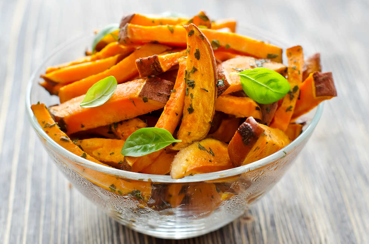 Sweet Potato Wedges with Paprika