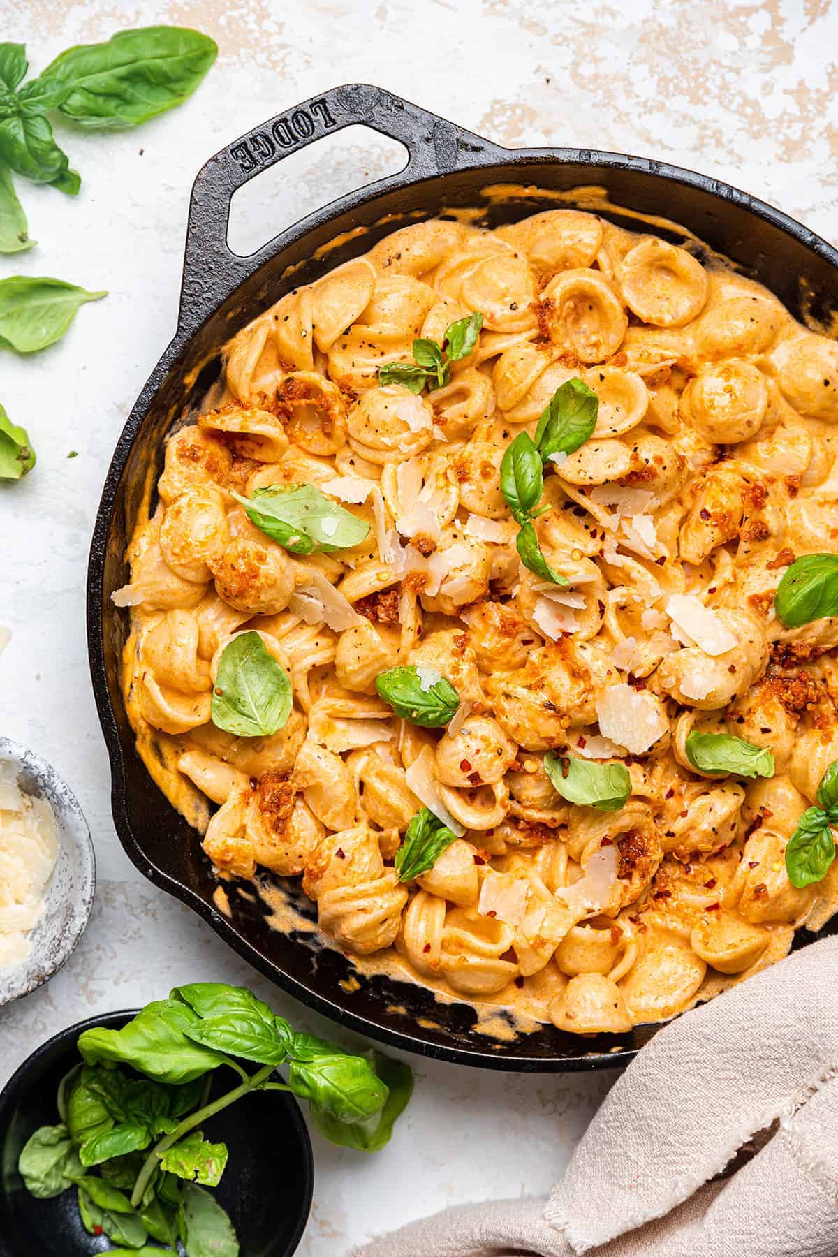 Creamy Sun-Dried Tomato Pesto Pasta