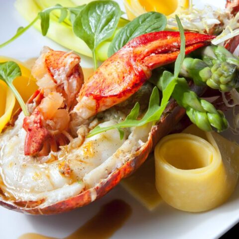 What to Serve with Lobster: 23 Best Sides for Lobster