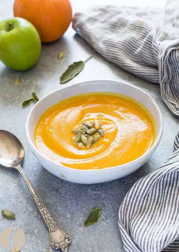 roasted pumpkin apple soup