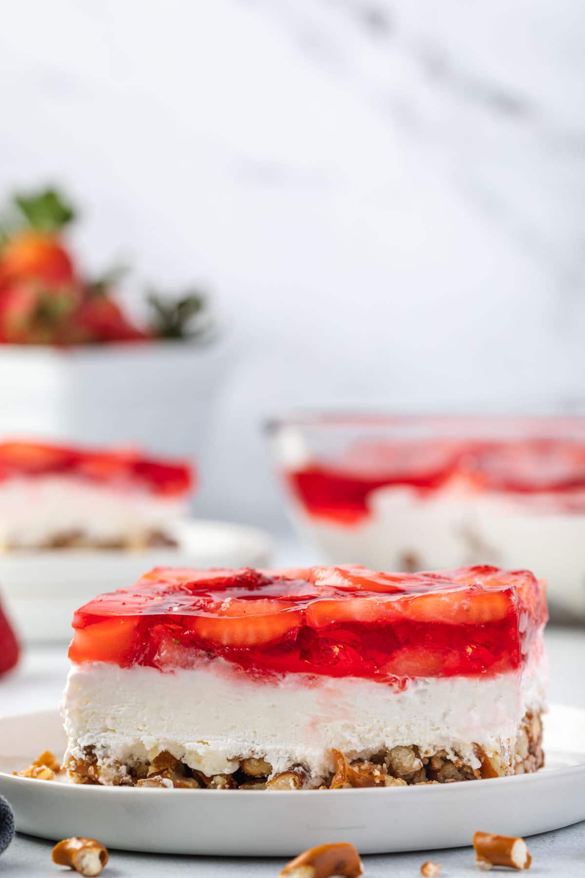 strawberry pretzel salad