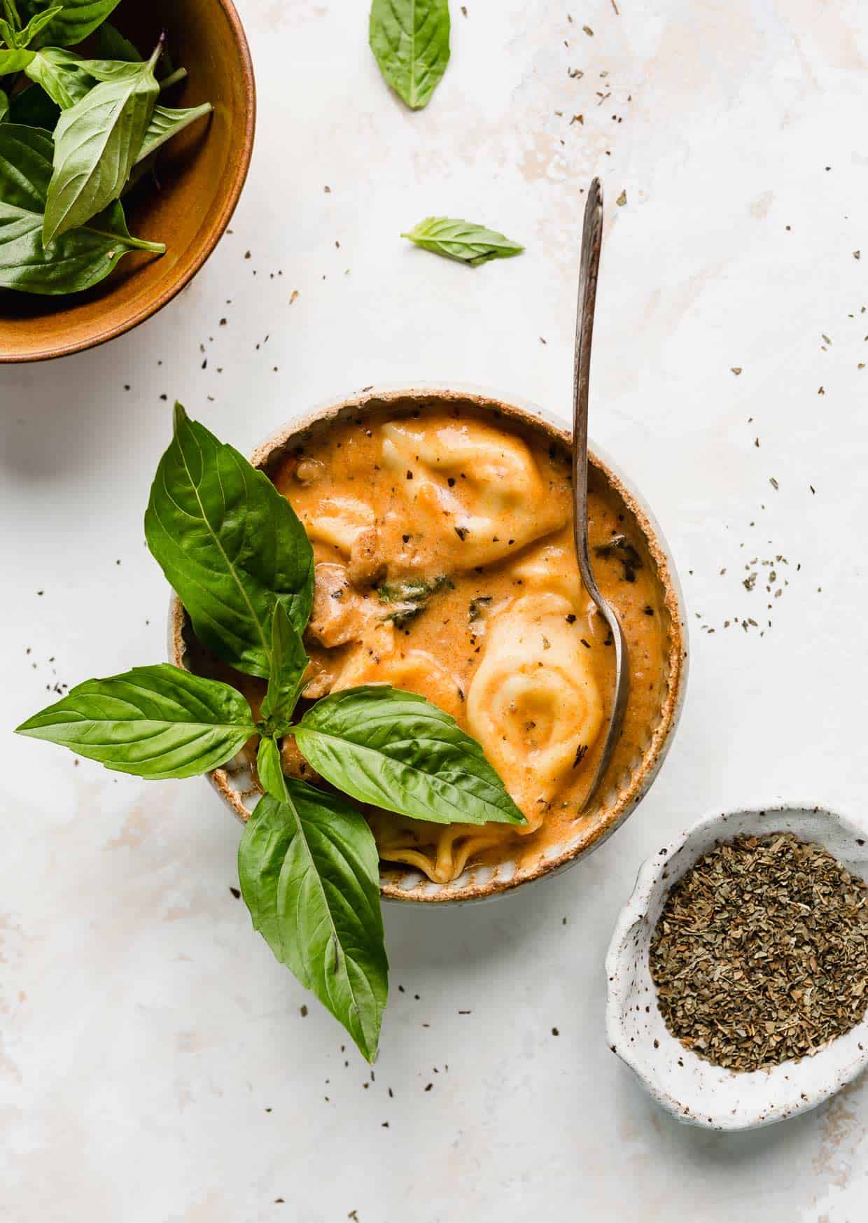 tomato tortellini soup