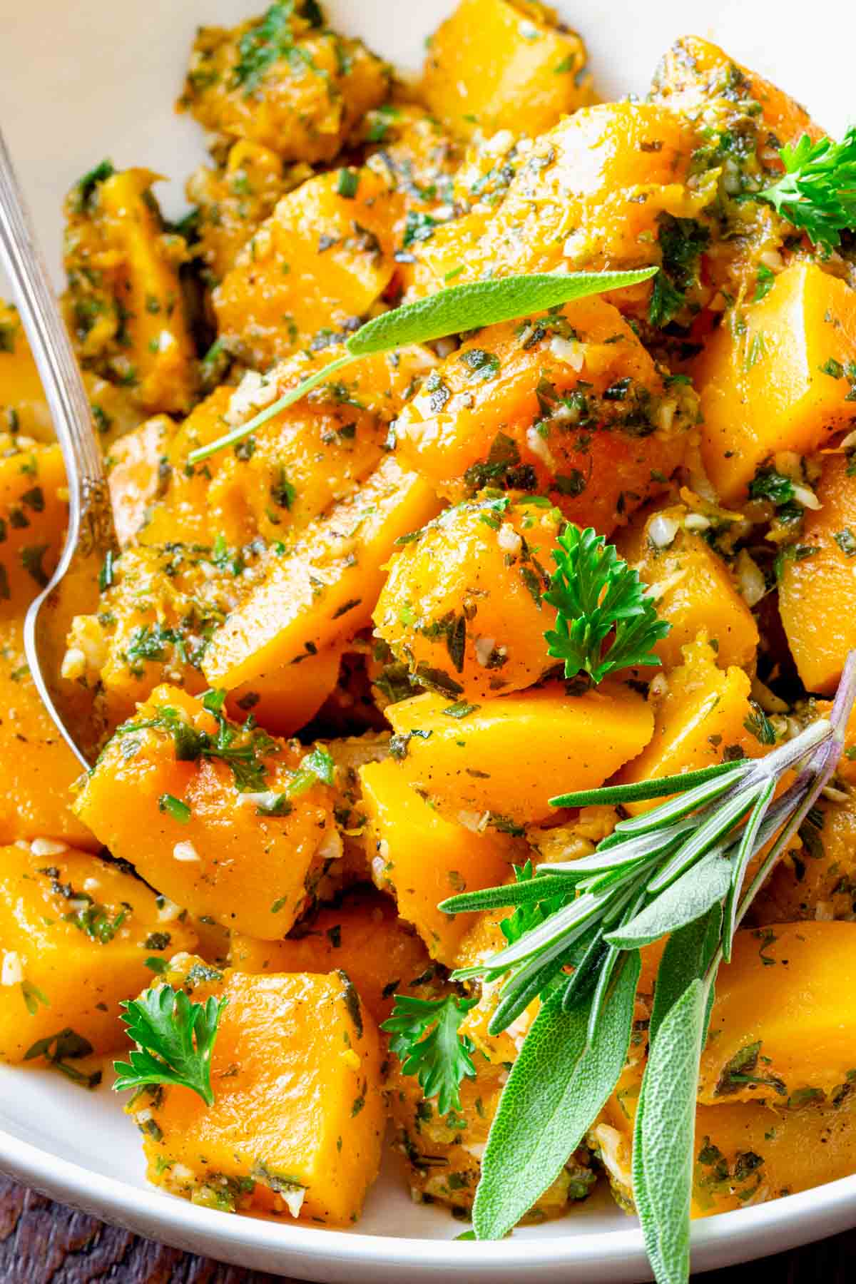 steamed garlic butternut squash