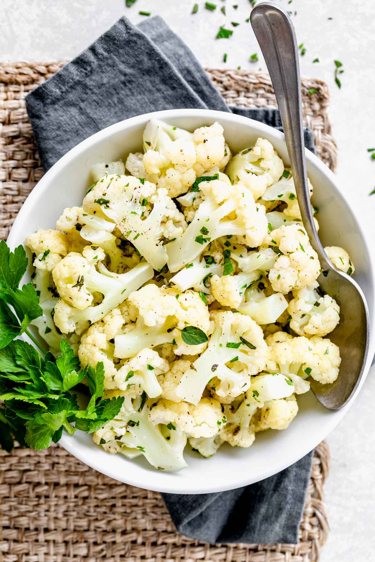 steamed cauliflower with herbs