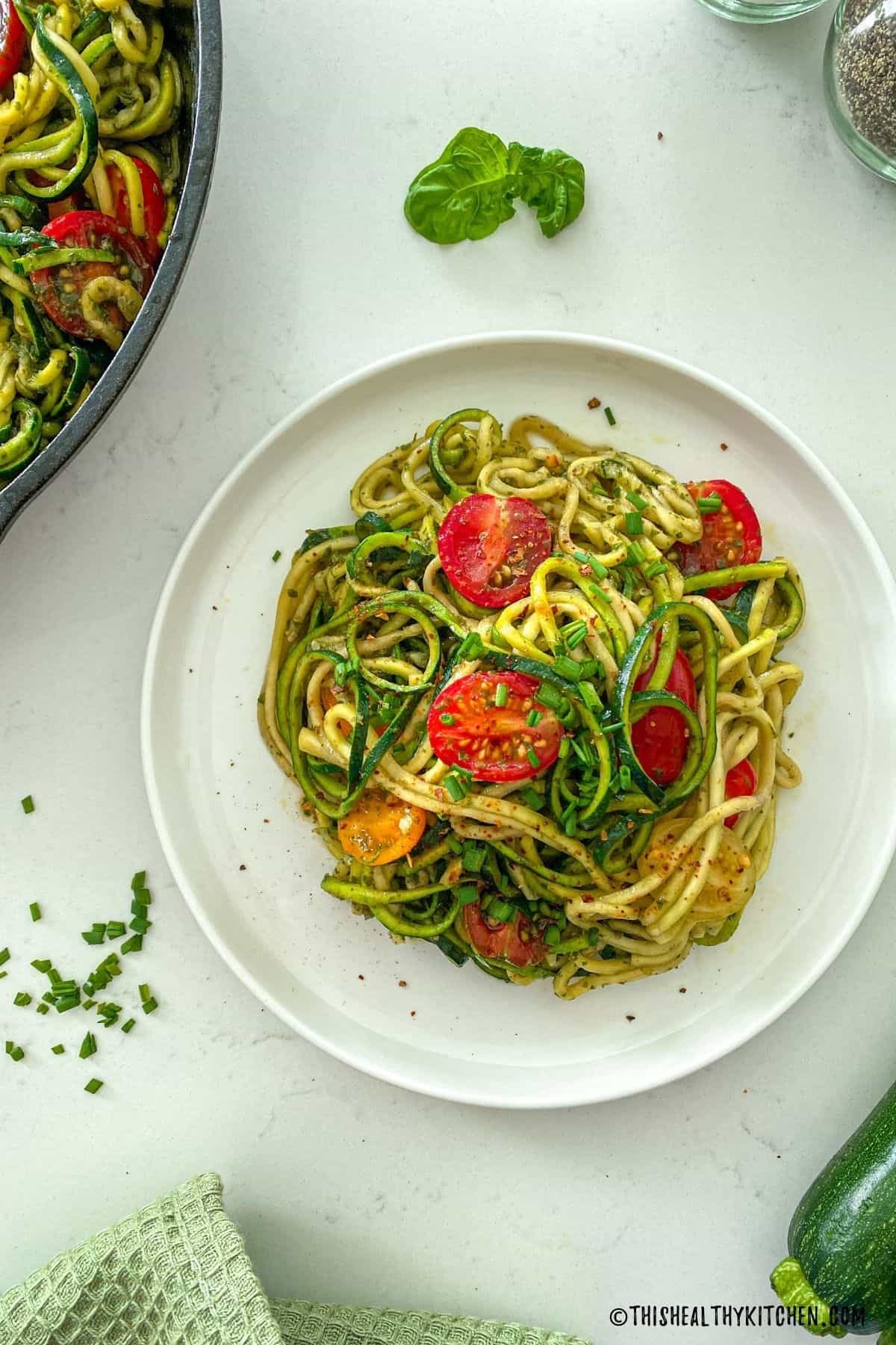 pesto zucchini noodles