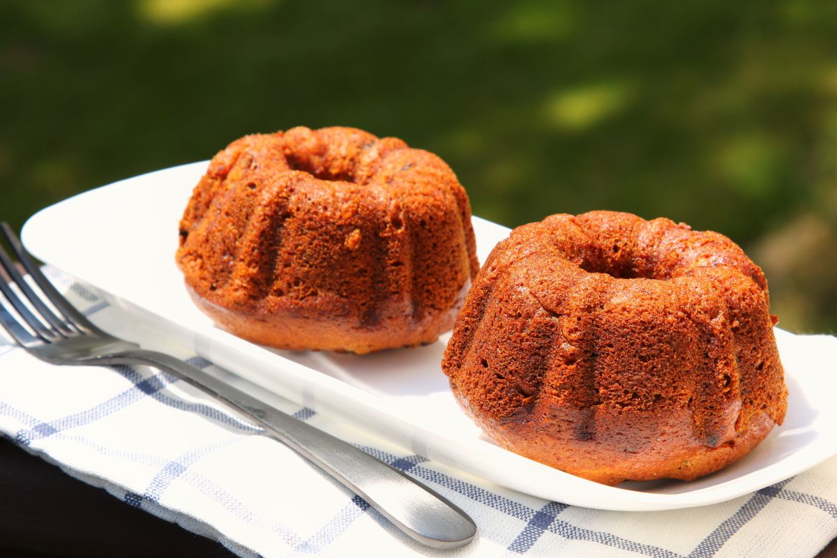 sweet rice mini bundt cake