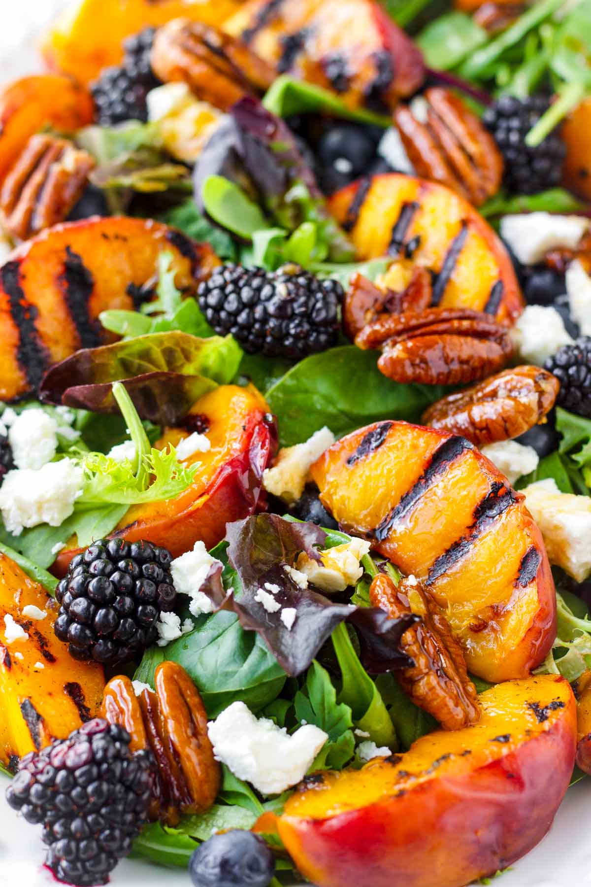 grilled peach salad with berries