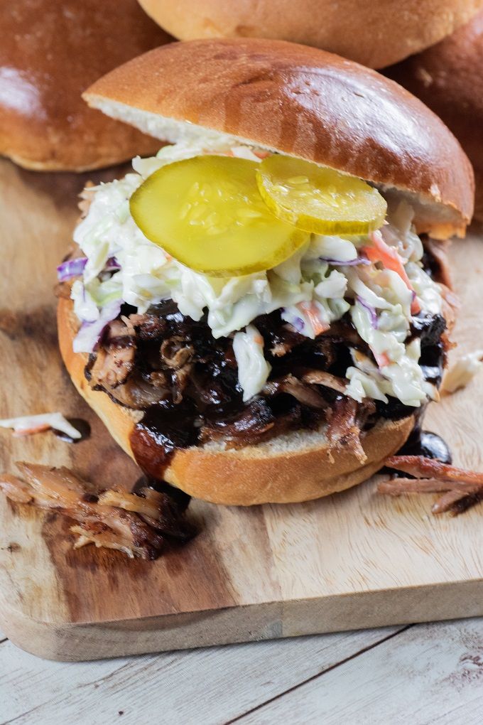 smoked pulled pork sandwich