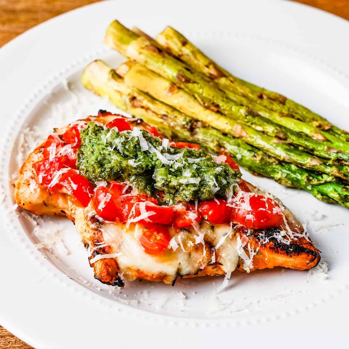 grilled chicken margherita with pesto