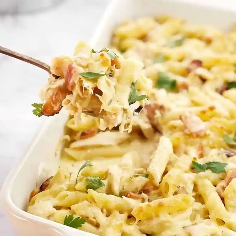 creamy chicken pasta bake