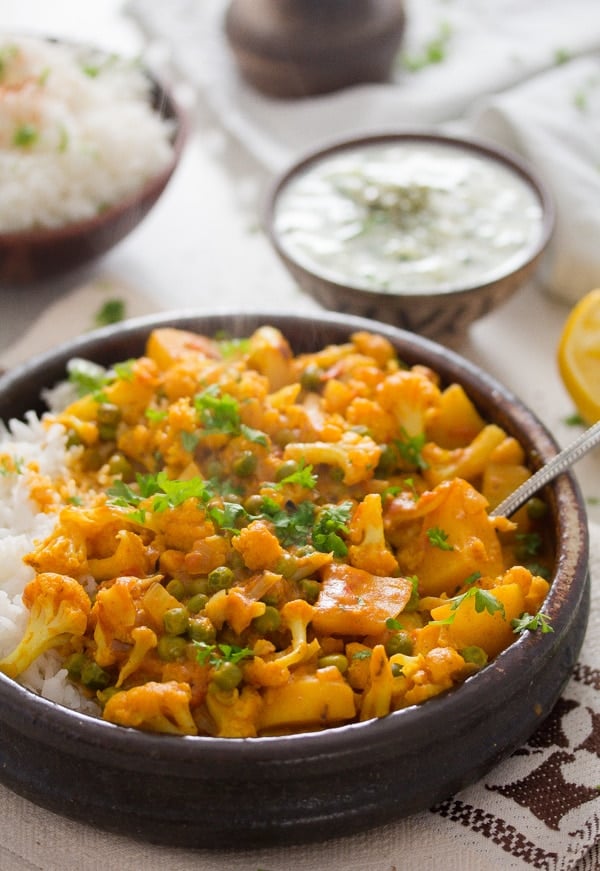 cauliflower curry with potatoes
