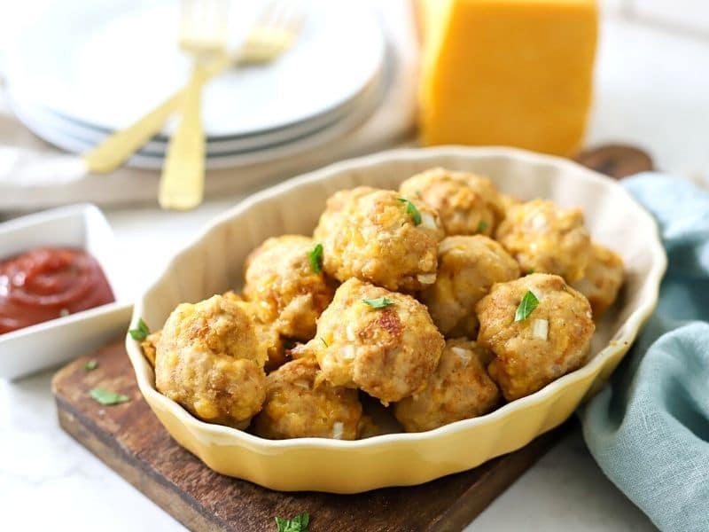 cheesy baked chicken meatballs