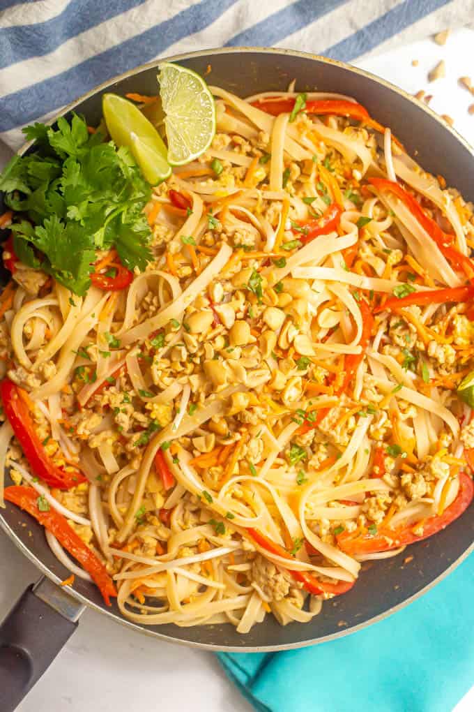 chicken pad thai