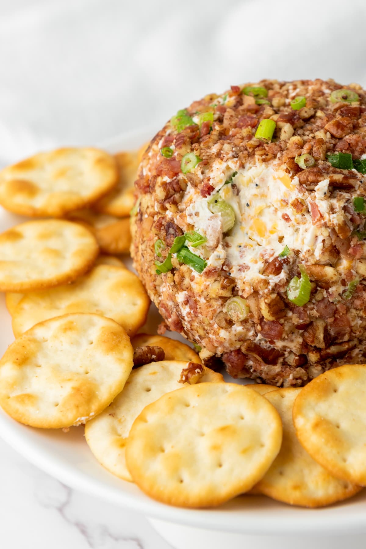 bacon pecan cheese ball