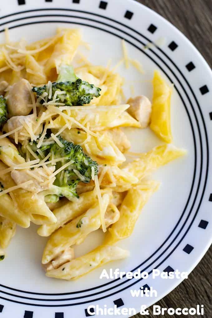 alfredo chicken pasta with broccoli