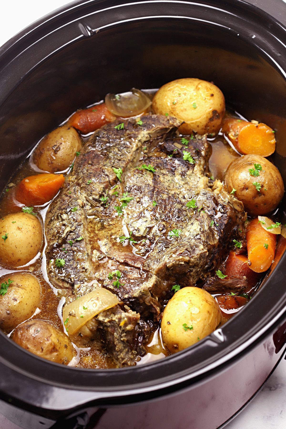 beef roast with potatoes and carrots