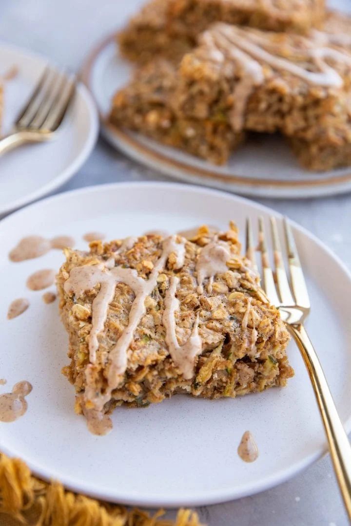 zucchini oatmeal muffins