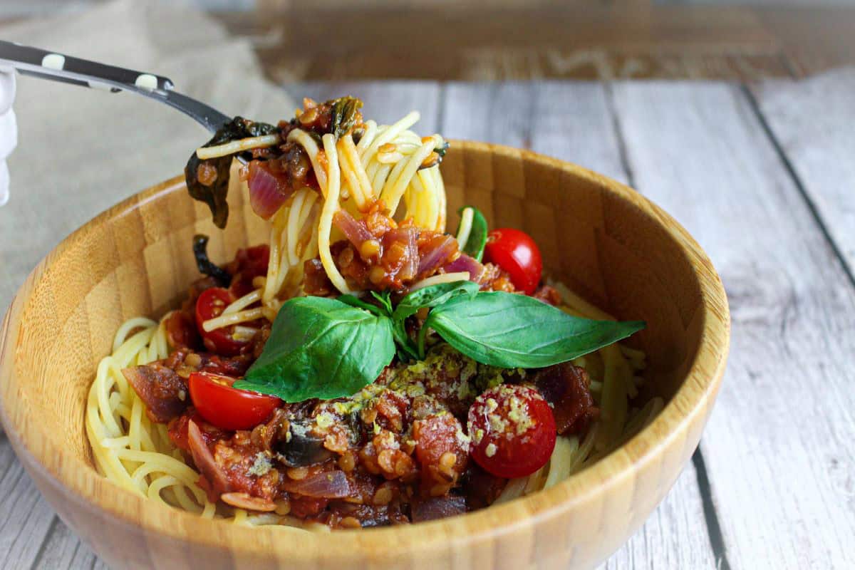 red lentil vegan spaghetti bolognese