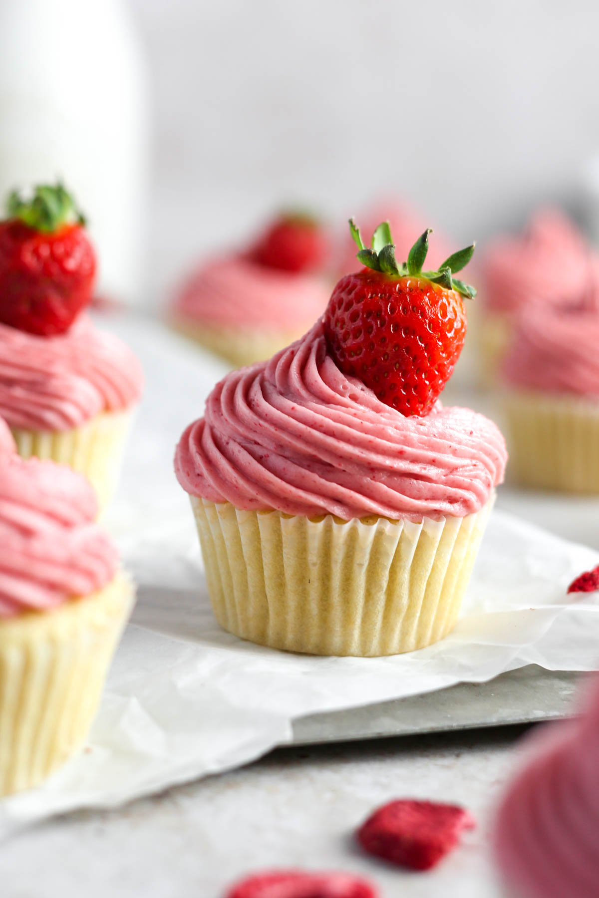 strawberry filled cupcakes