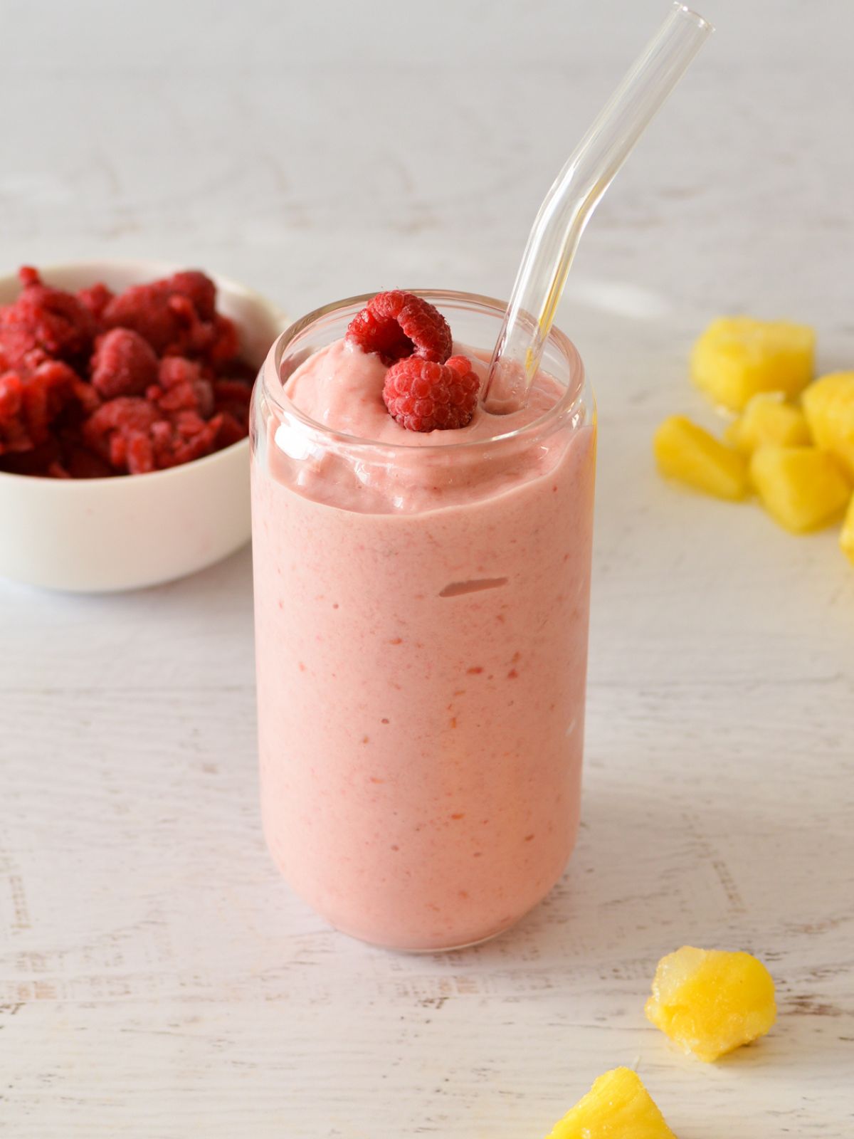 pineapple raspberry smoothie