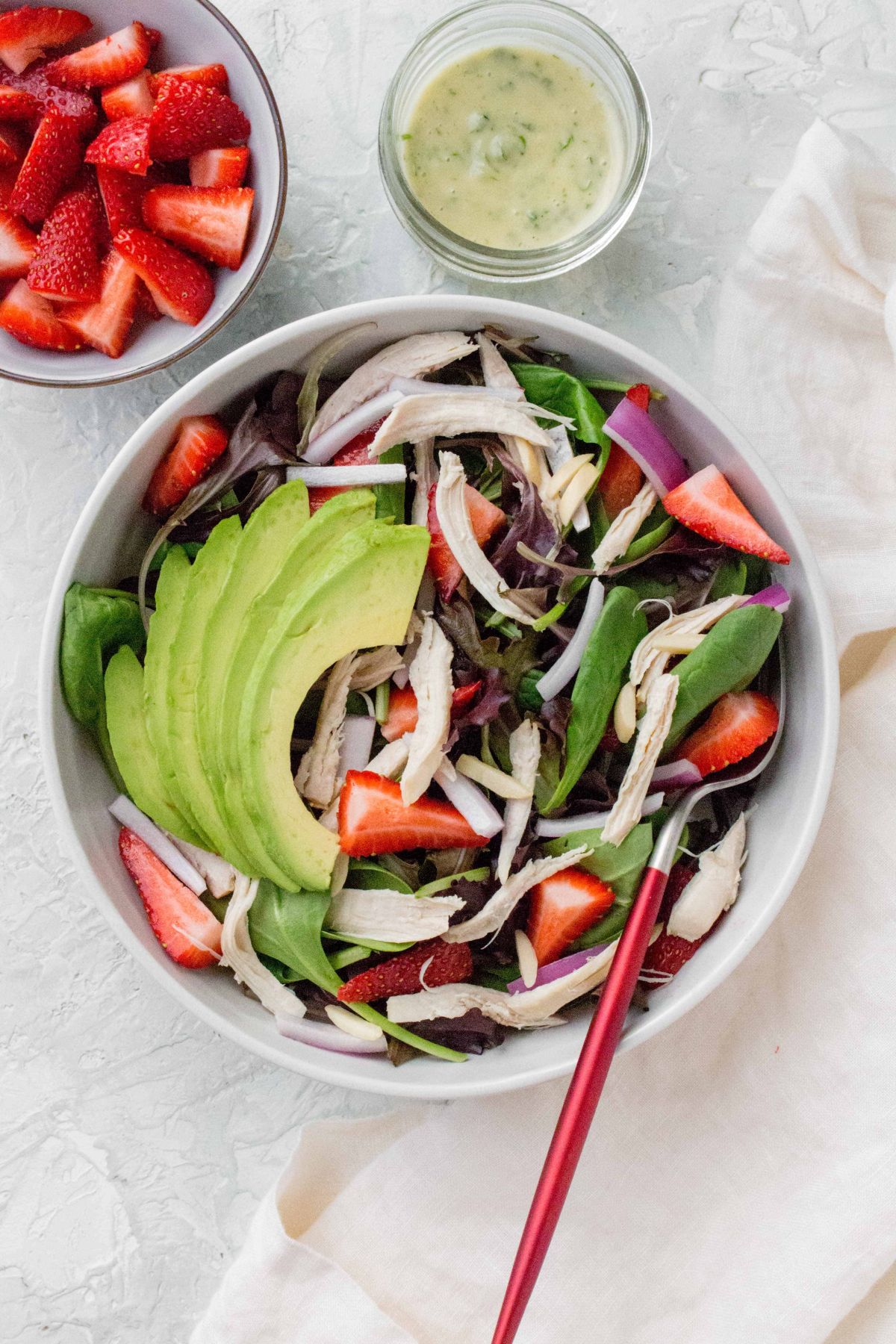 chicken strawberry avocado salad