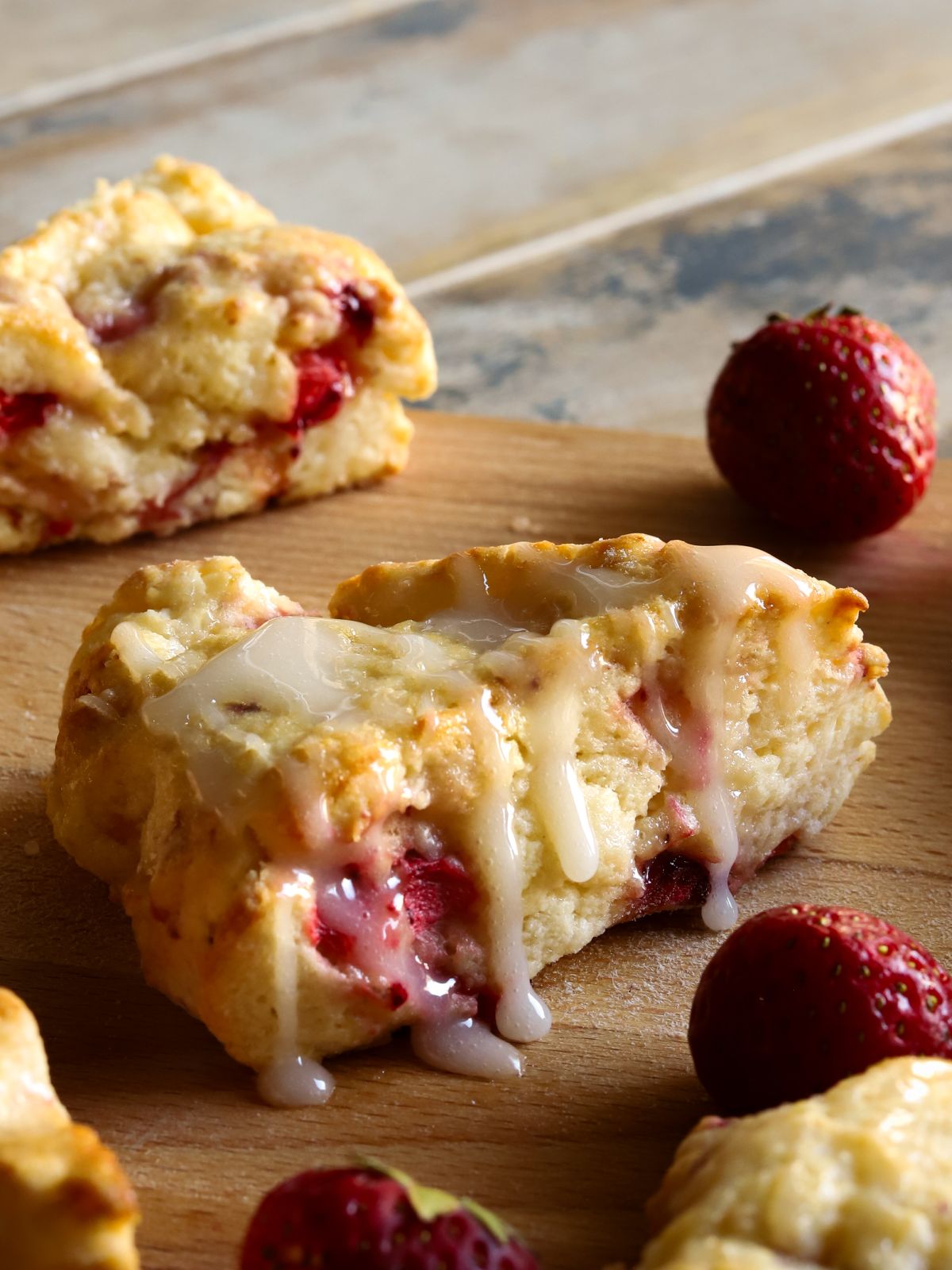 Quick Strawberry Cottage Cheese Scones