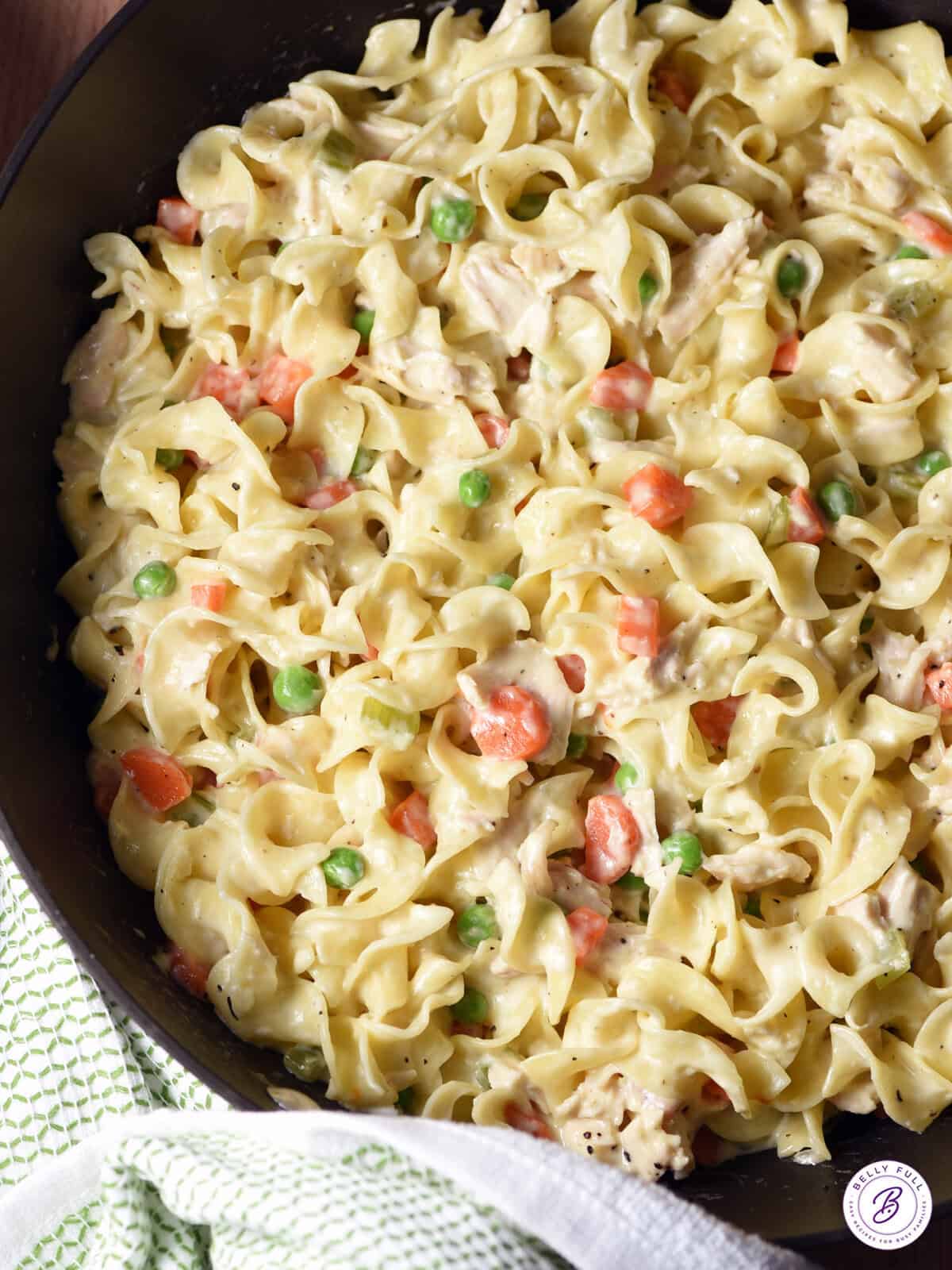 Chicken Pot Pie Noodle Skillet