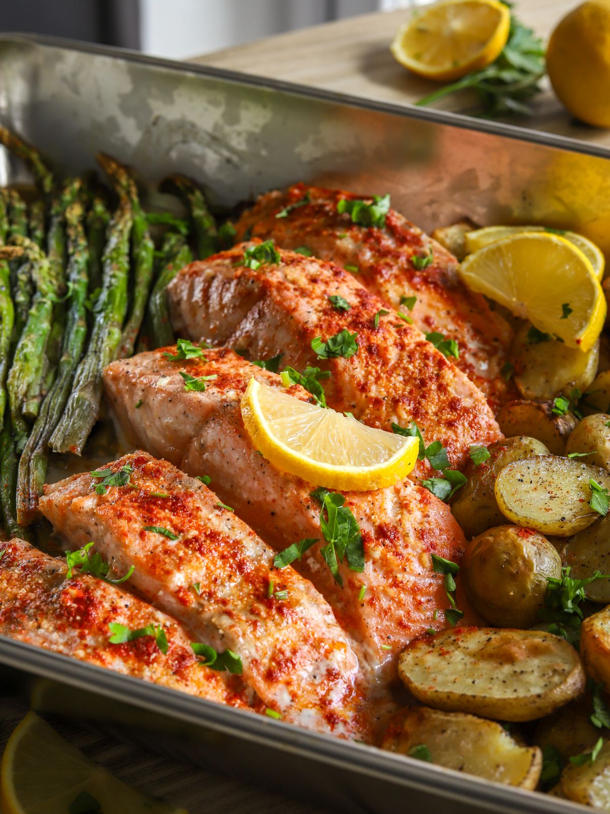 Garlic Butter Salmon with Potatoes and Asparagus