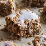 Cinnamon Roll Baked Oatmeal with Cottage Cheese