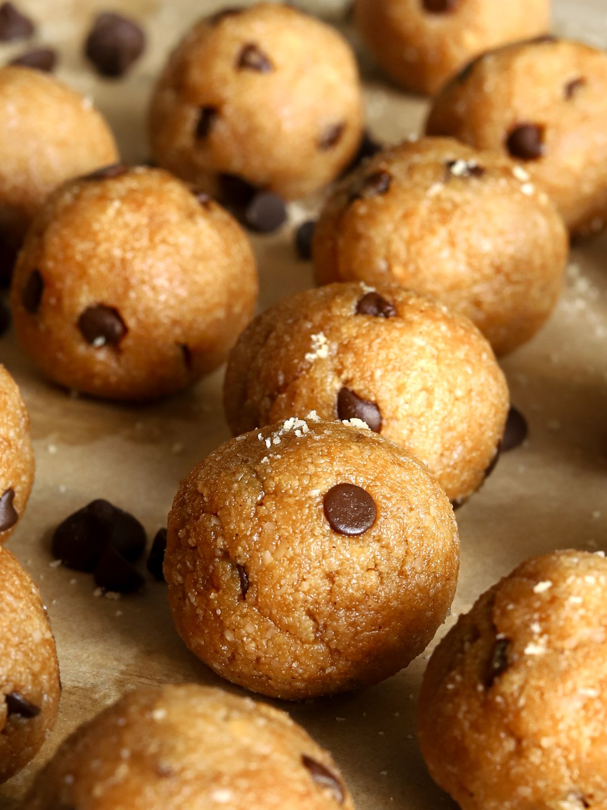 Delicious Pumpkin Protein Balls with Almond Flour
