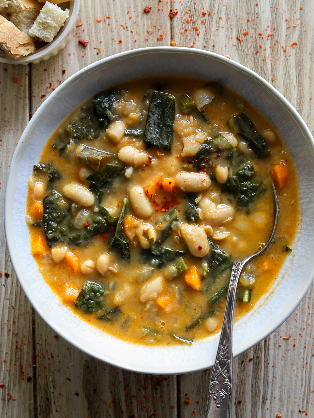 Easy Kale White Bean Soup