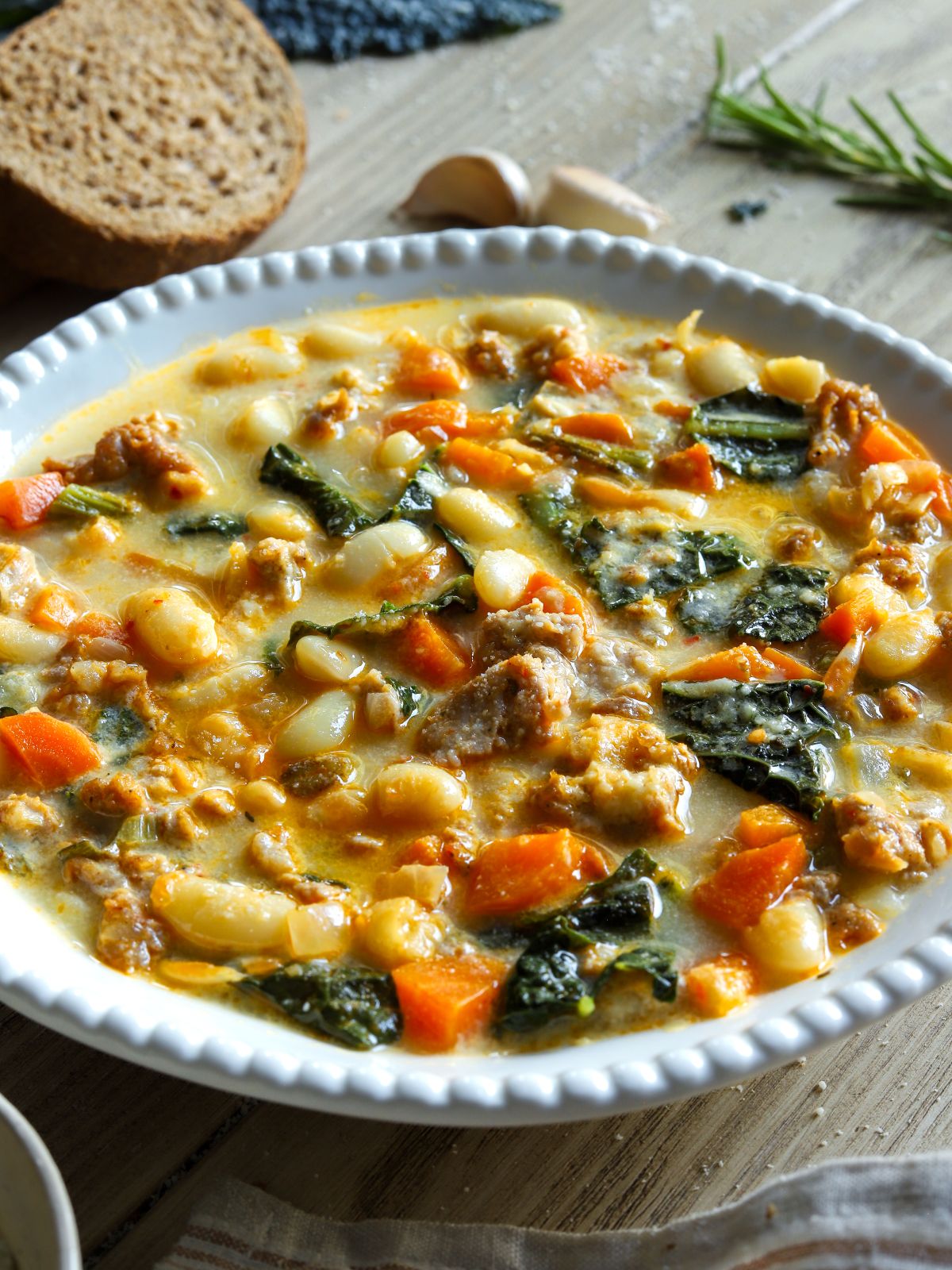 Healthy Kale and White Bean Sausage Soup
