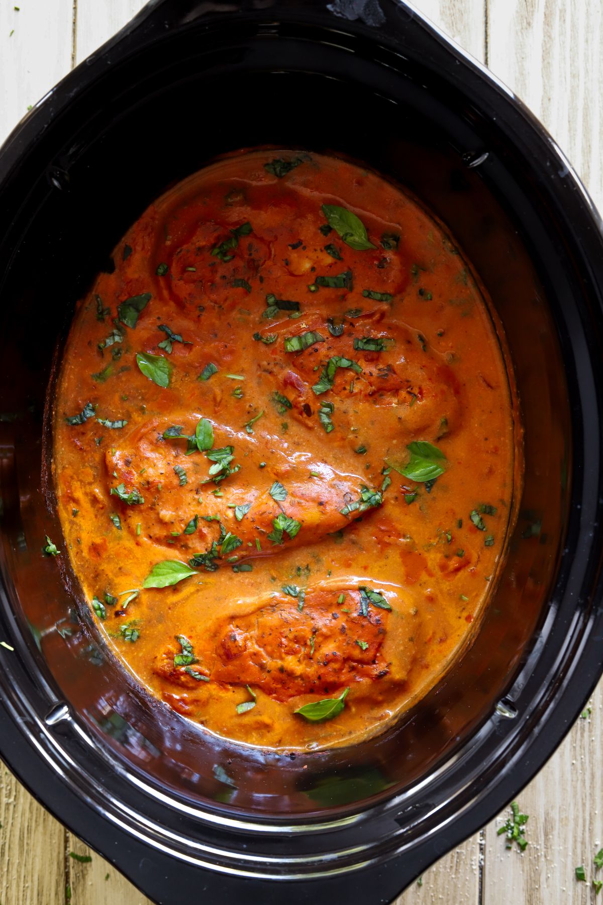 Nutritious Crockpot Tomato Basil Chicken