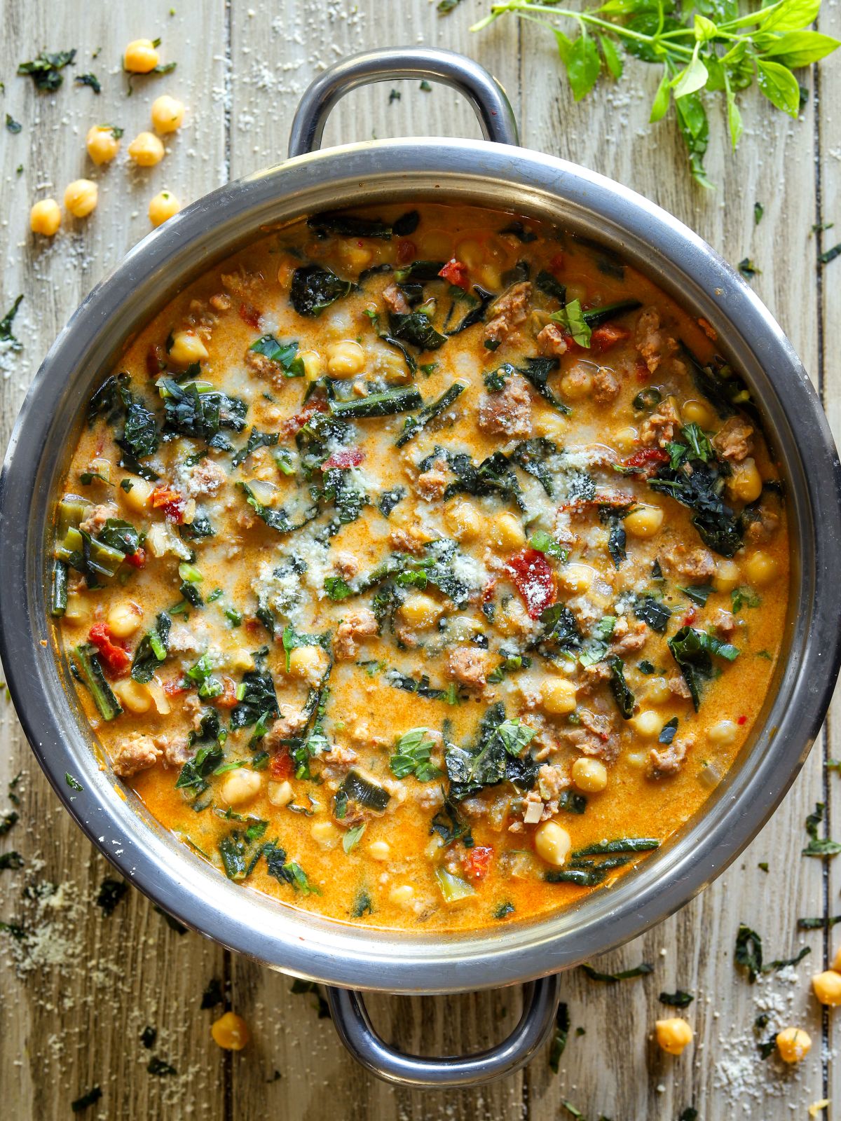 Nutritious Tuscan Chickpea Soup
