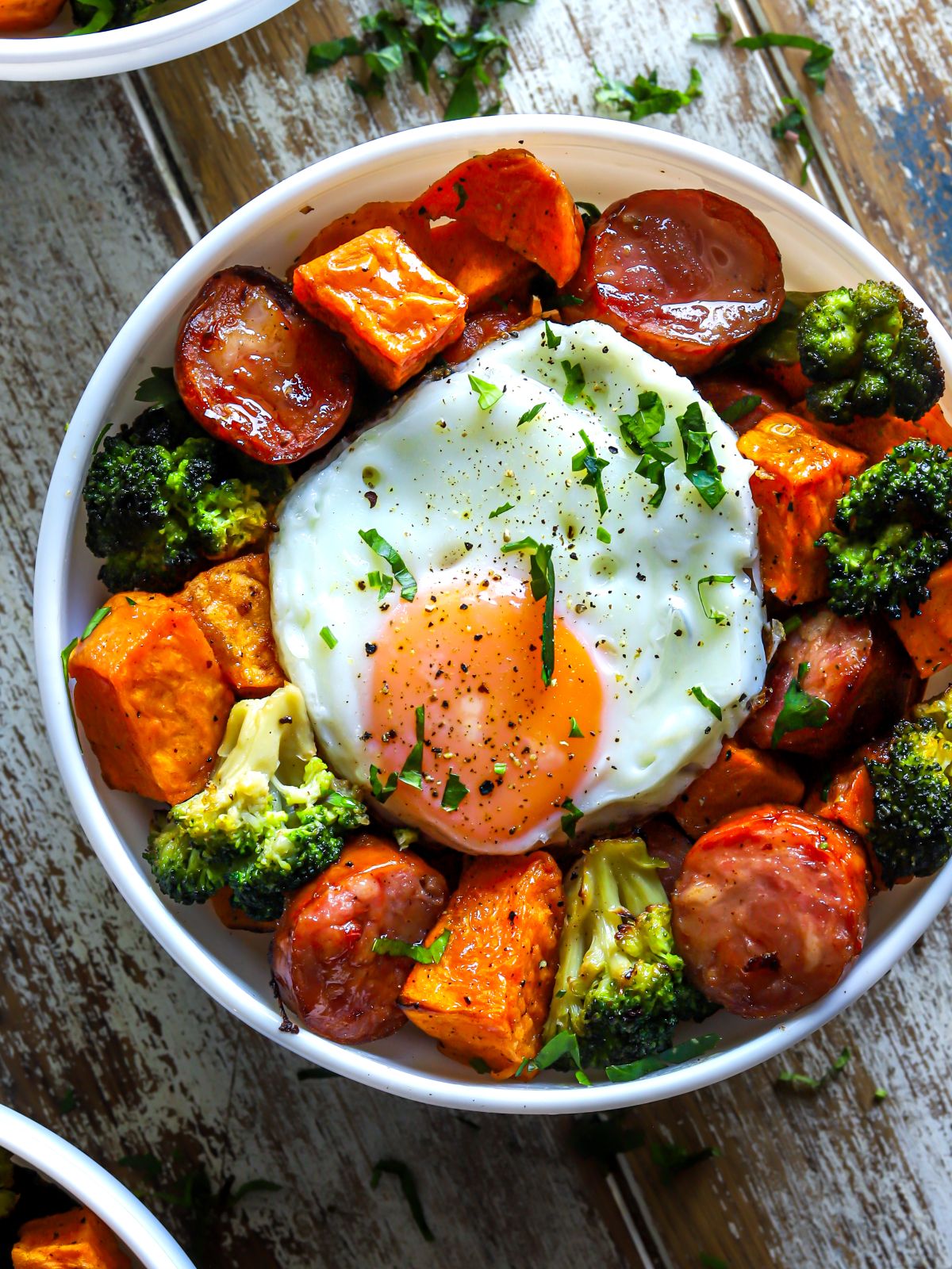 Sausage, Broccoli & Sweet Potato Breakfast Bowls